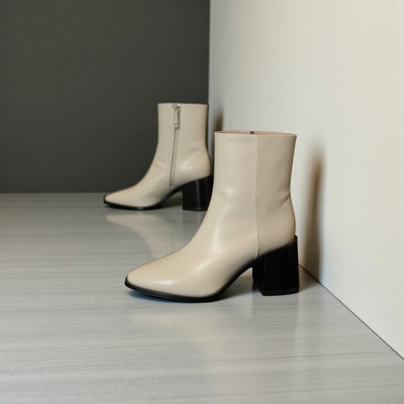 Sam Edelman BRAND NEW Ivory Booties sz 8.5 * BRAND NEW - Picture 1 of 6